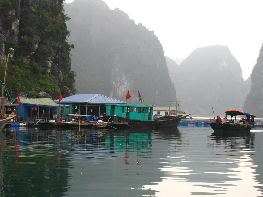 Cua Van Fishing Village